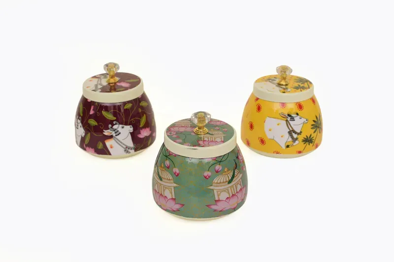 Premium Storage Gifts – Ceramic & Brass Decorative Containers
